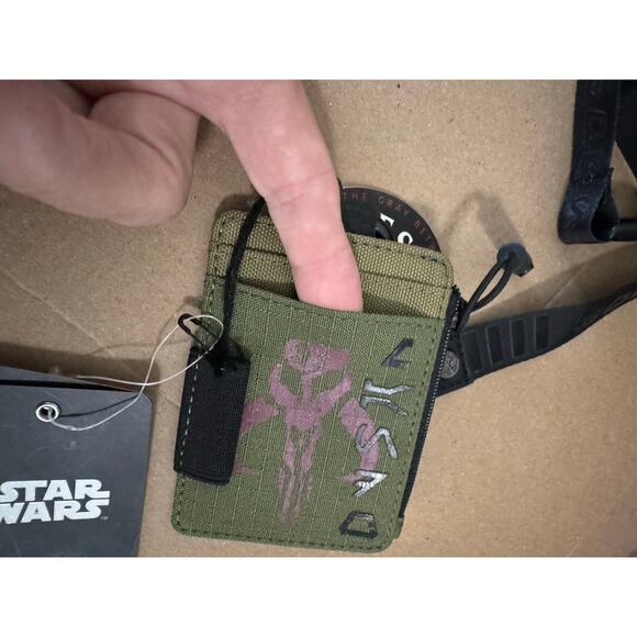 DISNEY STAR WARS HEROES & VILLIANS NWT Name badge Lanyard Wallet Keyring - Picture 5 of 7